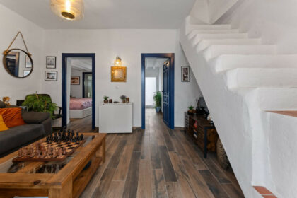 ccb5b3019adfeccb9379d29255d1e284 - 1