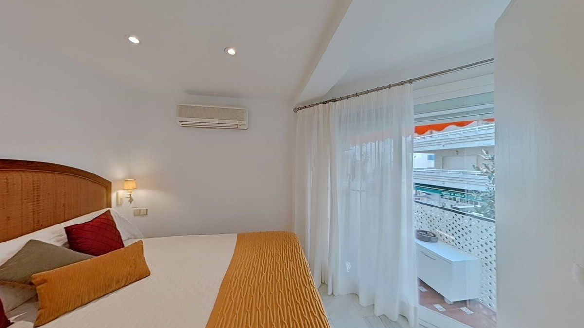 cda318c33a2785bc5404cc644833c6eb - 18