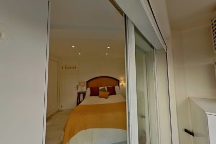 cda318c33a2785bc5404cc644833c6eb - 20