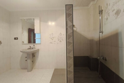 cdf71db21730d916038e4fa95a3aa0c8 - 15