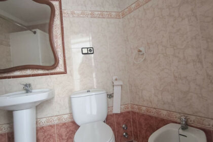 cdf71db21730d916038e4fa95a3aa0c8 - 16