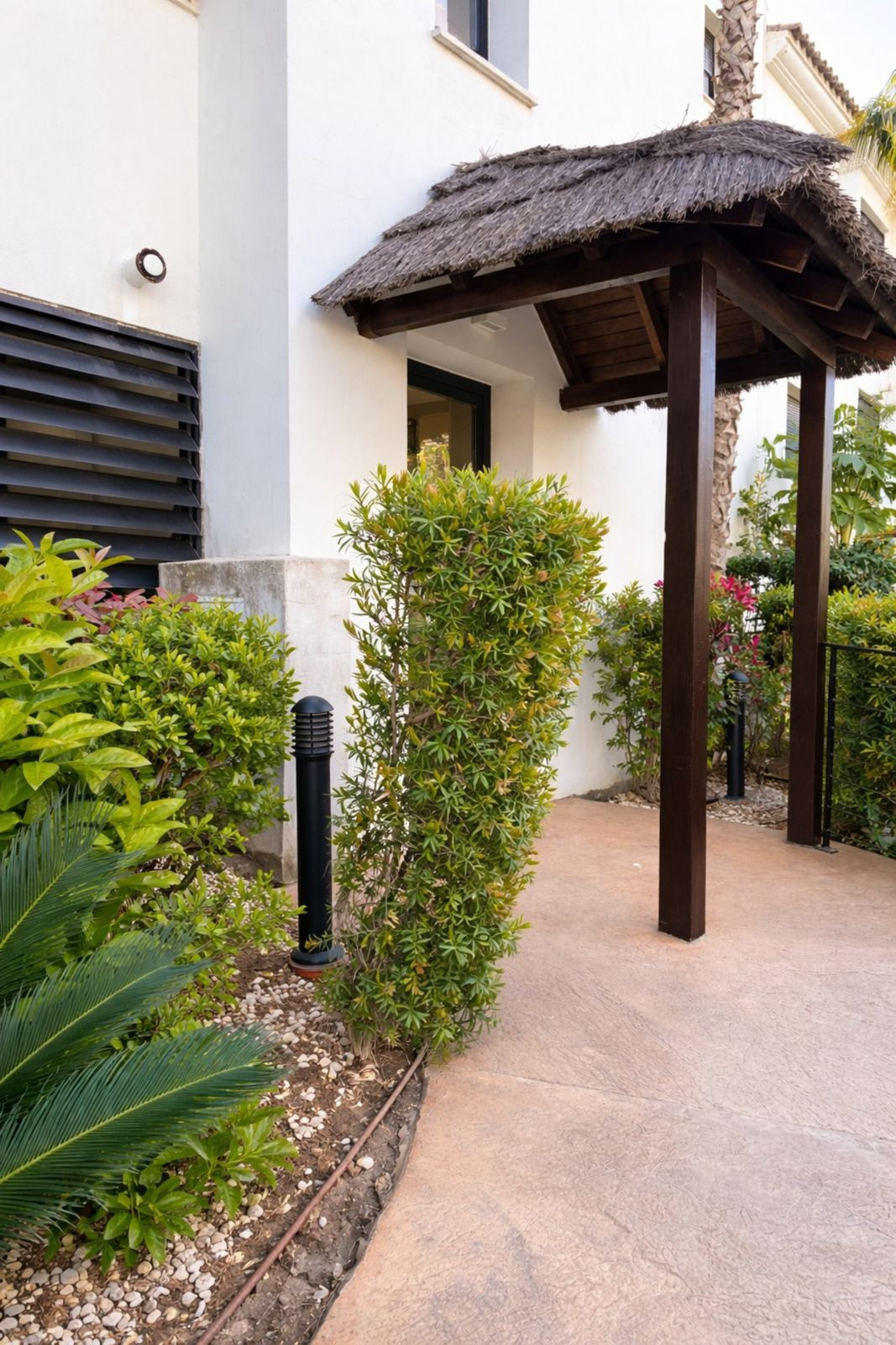 ce1c05f5e0097d844134ed57fb39e470 - 15