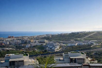 ce1c05f5e0097d844134ed57fb39e470 - 2