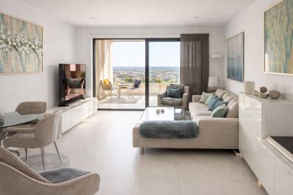 ce1c05f5e0097d844134ed57fb39e470 - 7