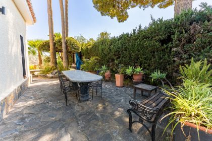 ce26e491be2ae146ec2686d9842a930c - 25