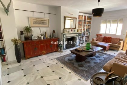 ce6be5ea6cde7df237a1a4d2ab0eb7d7 - 12