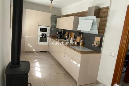 ce6be5ea6cde7df237a1a4d2ab0eb7d7 - 24