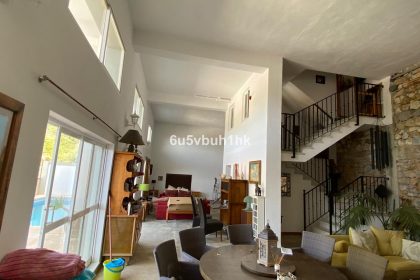 ce6be5ea6cde7df237a1a4d2ab0eb7d7 - 4