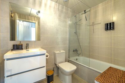 cebc6cc4d2f5b8674a304e74b07c75fc - 19