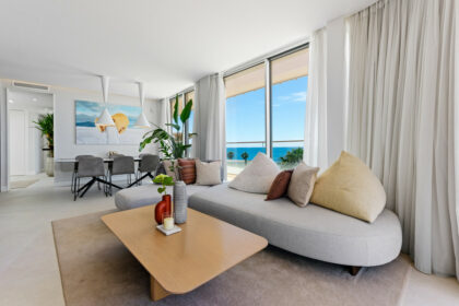 cedd8ff9226df36f14a3fdd7a0b1b633 - 10