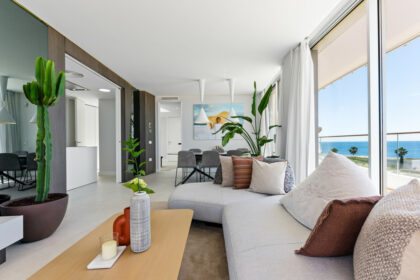 cedd8ff9226df36f14a3fdd7a0b1b633 - 19