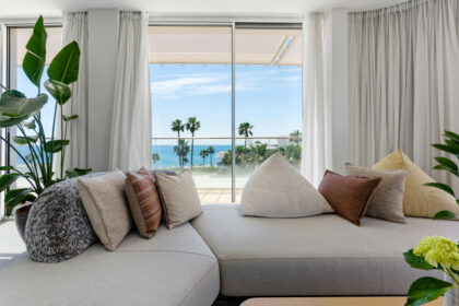 cedd8ff9226df36f14a3fdd7a0b1b633 - 20