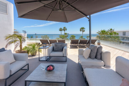 cedd8ff9226df36f14a3fdd7a0b1b633 - 27