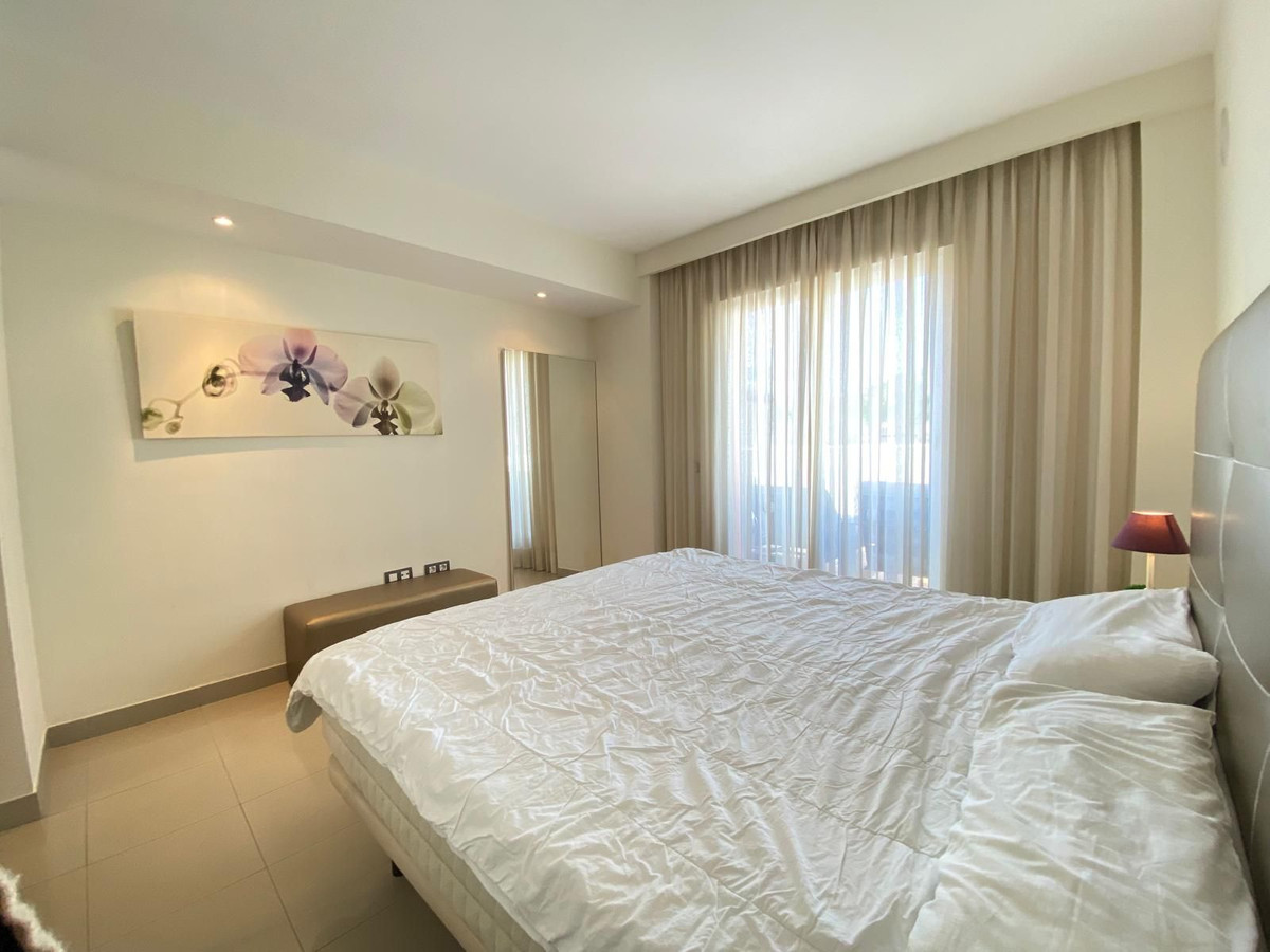 cfa305336f050462d06b5adf621994d6 - 11