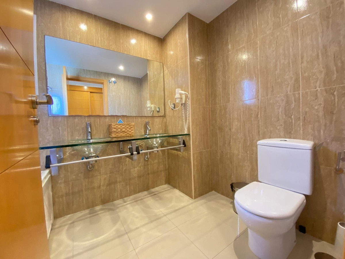 cfa305336f050462d06b5adf621994d6 - 14