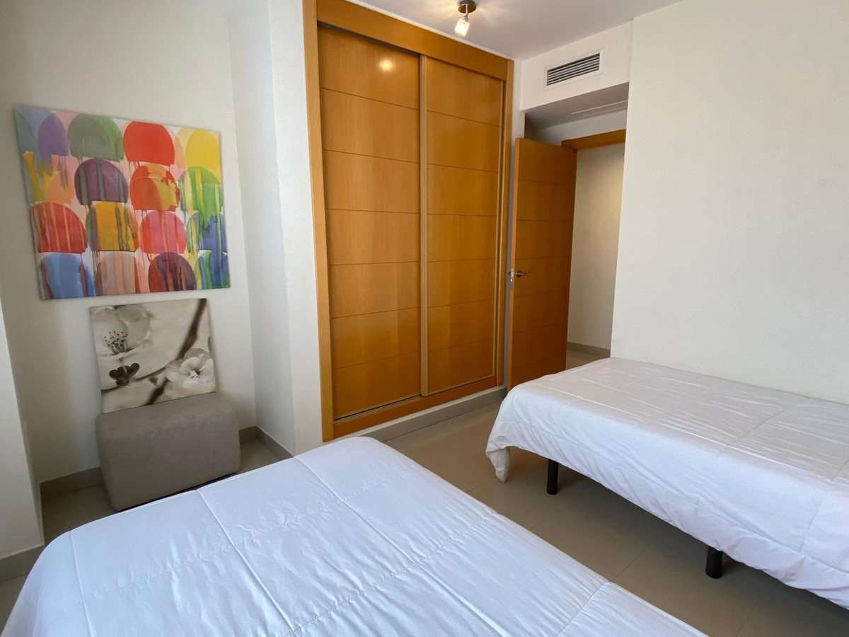 cfa305336f050462d06b5adf621994d6 - 17