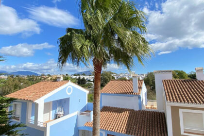 cfa305336f050462d06b5adf621994d6 - 23