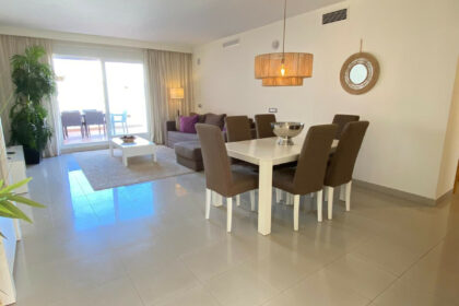 cfa305336f050462d06b5adf621994d6 - 6