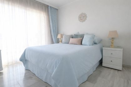 cfbd180ea7d94fe1fb90174eab677962 - 8