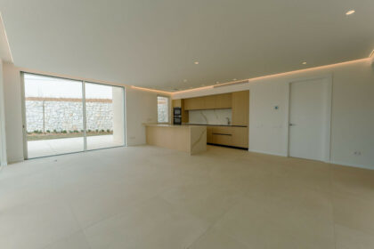 d1308146a6f9f23e4a33e5fa7b599c32 - 3