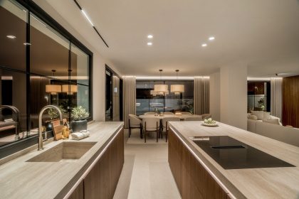 d14d2d4db67cf9687a33eb3cd9c3f5b5 - 15