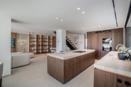 d14d2d4db67cf9687a33eb3cd9c3f5b5 - 21