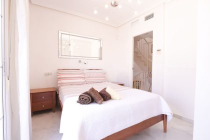 d15fc8f9e66b2bc3e3c2a71ce014b7db - 8