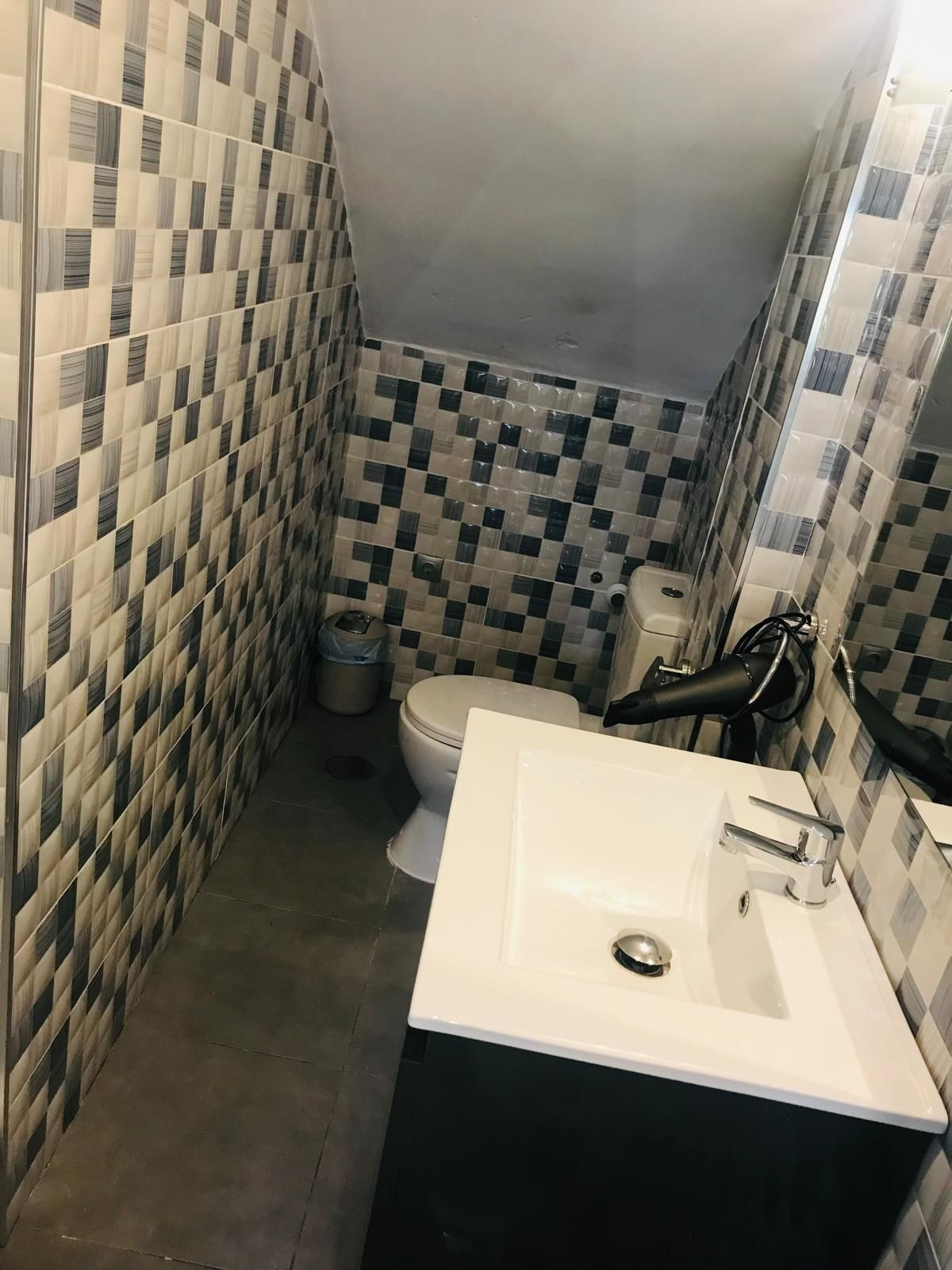 d1630fbbbff966a2412f3bd96a9cd01d - 7