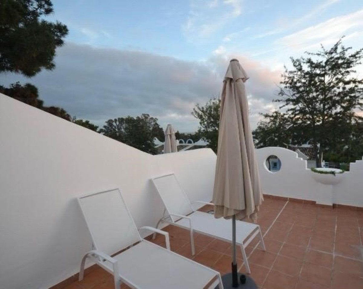 d1630fbbbff966a2412f3bd96a9cd01d - 9