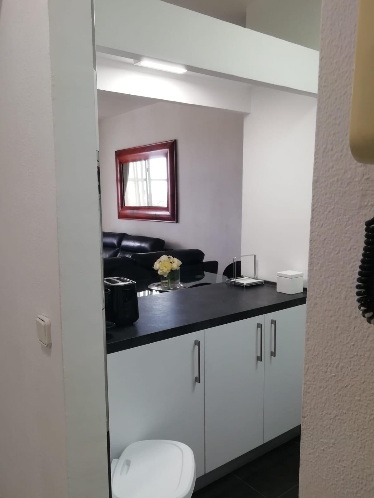 d21024a751a7a5c6832c0c9eeba6dbf7 - 32