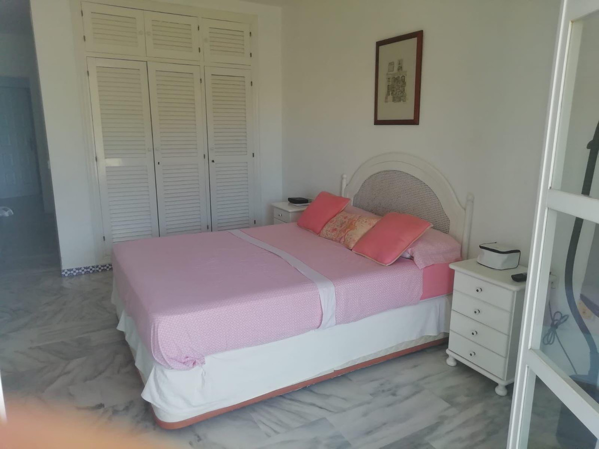 d21024a751a7a5c6832c0c9eeba6dbf7 - 36