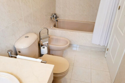 d2322116ca1405a0a3b9f29ffdf05a1a - 18