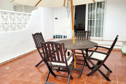 d2322116ca1405a0a3b9f29ffdf05a1a - 7