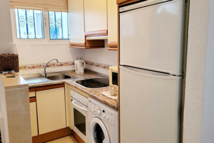 d2322116ca1405a0a3b9f29ffdf05a1a - 9