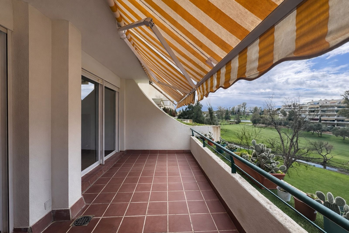 d254d0d19ae6a5a710261cc6540e4f94 - 2