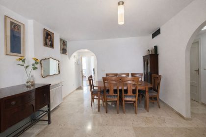 d254d0d19ae6a5a710261cc6540e4f94 - 4