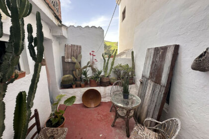 d2808c0e4b54a51f15aabf7aaf197913 - 15