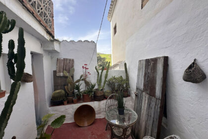 d2808c0e4b54a51f15aabf7aaf197913 - 16