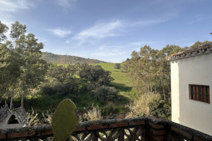 d2808c0e4b54a51f15aabf7aaf197913 - 19