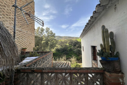 d2808c0e4b54a51f15aabf7aaf197913 - 21