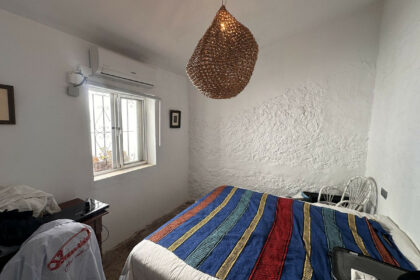 d2808c0e4b54a51f15aabf7aaf197913 - 27