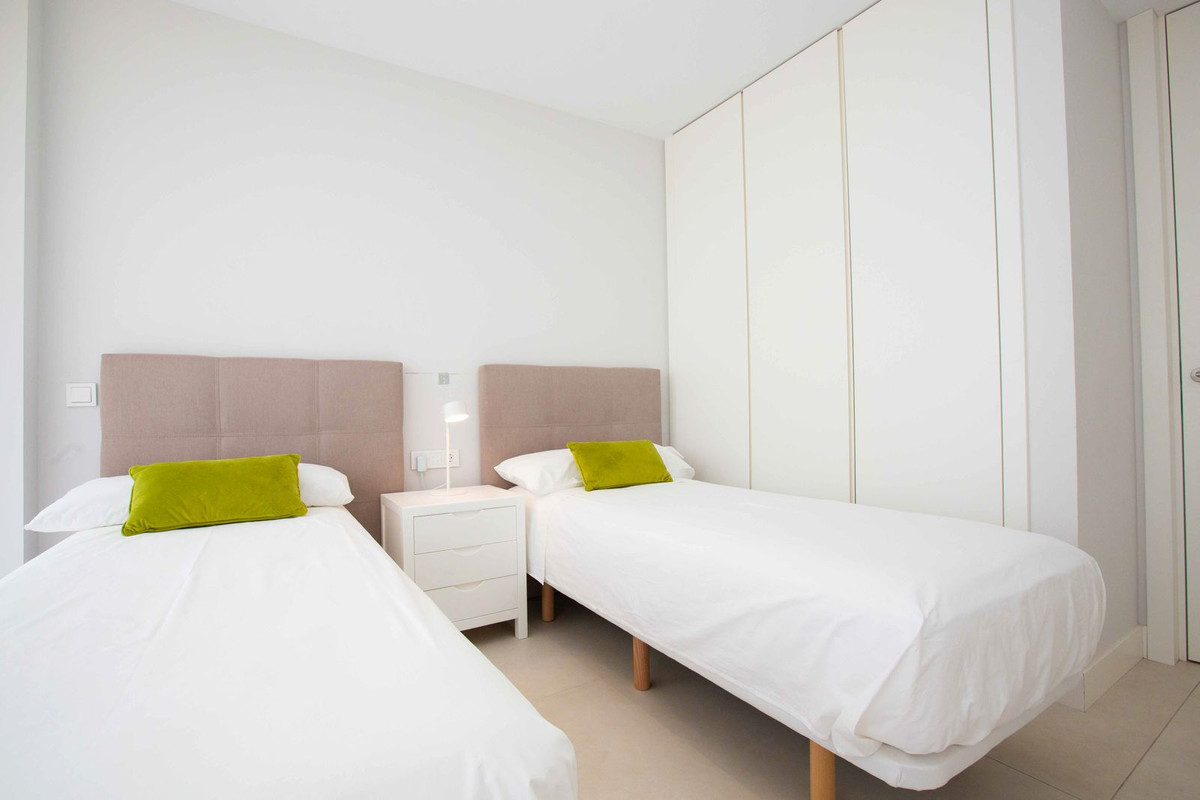 d283b0f86c192458fb6906df214c717c - 18