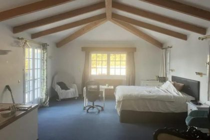 d2c95826b34deb7bdaef738c3487262f - 4