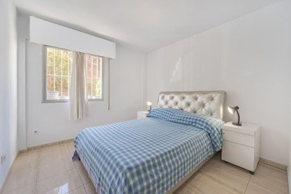 d33c782e3f703528ec6d9db095506268 - 14