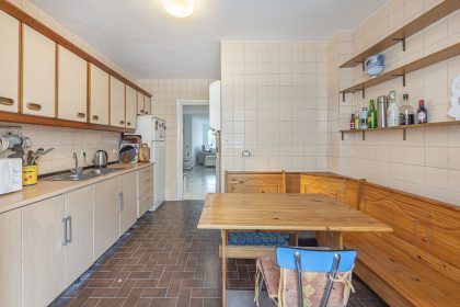 d33c782e3f703528ec6d9db095506268 - 24