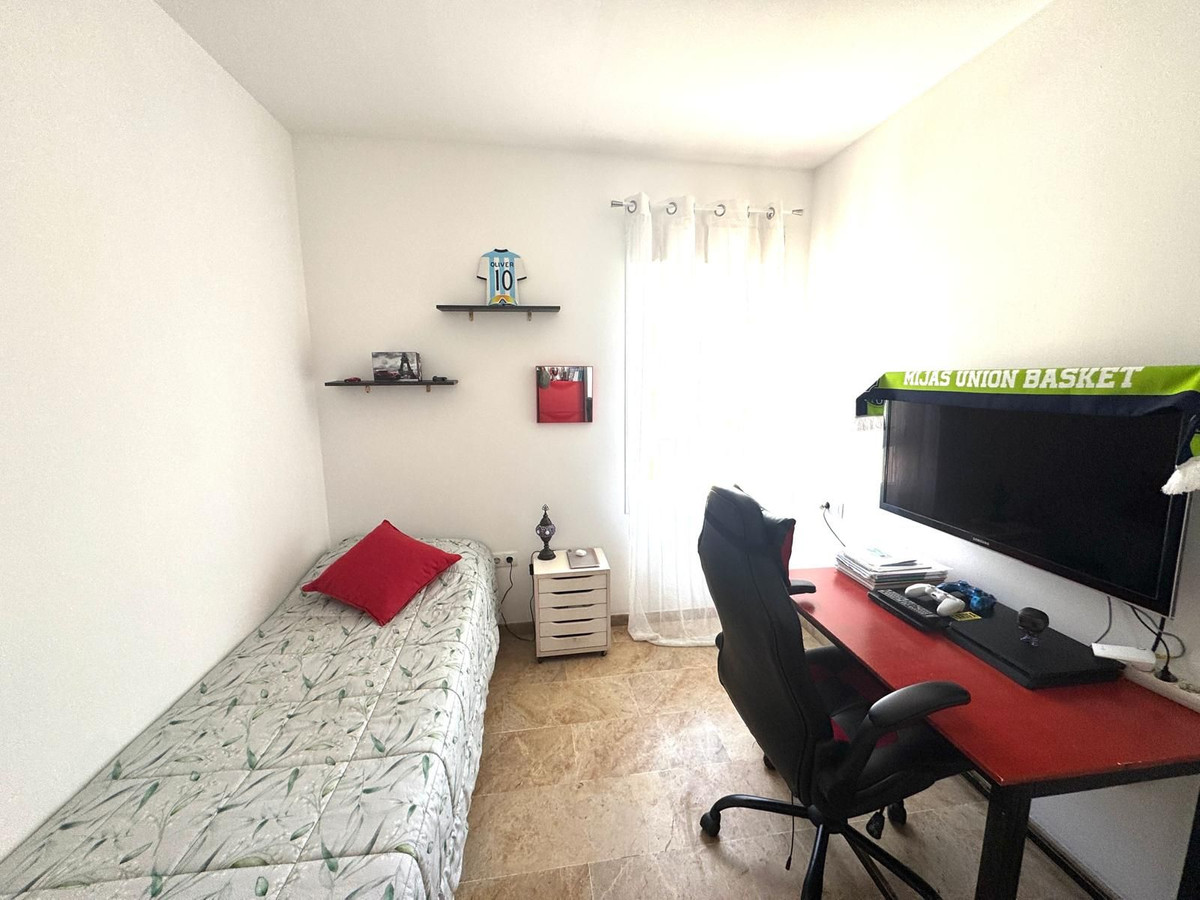 d3ab74c84ff482a63e5e069dd65ca2d5 - 2