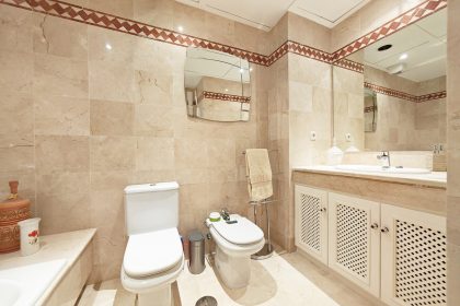 d40dfc6240c16d9550ceb704ddbf5fd7 - 20