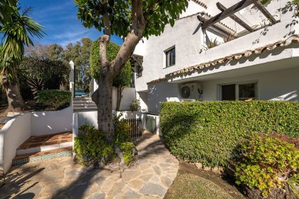 d504402080fe0f16bfe9e1cfe655614d - 37