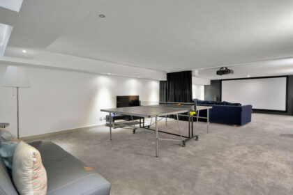 d61e1b703296677b39a767c534a08391 - 31