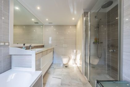 d638808a5b8334659e40f9dbfa64079c - 13